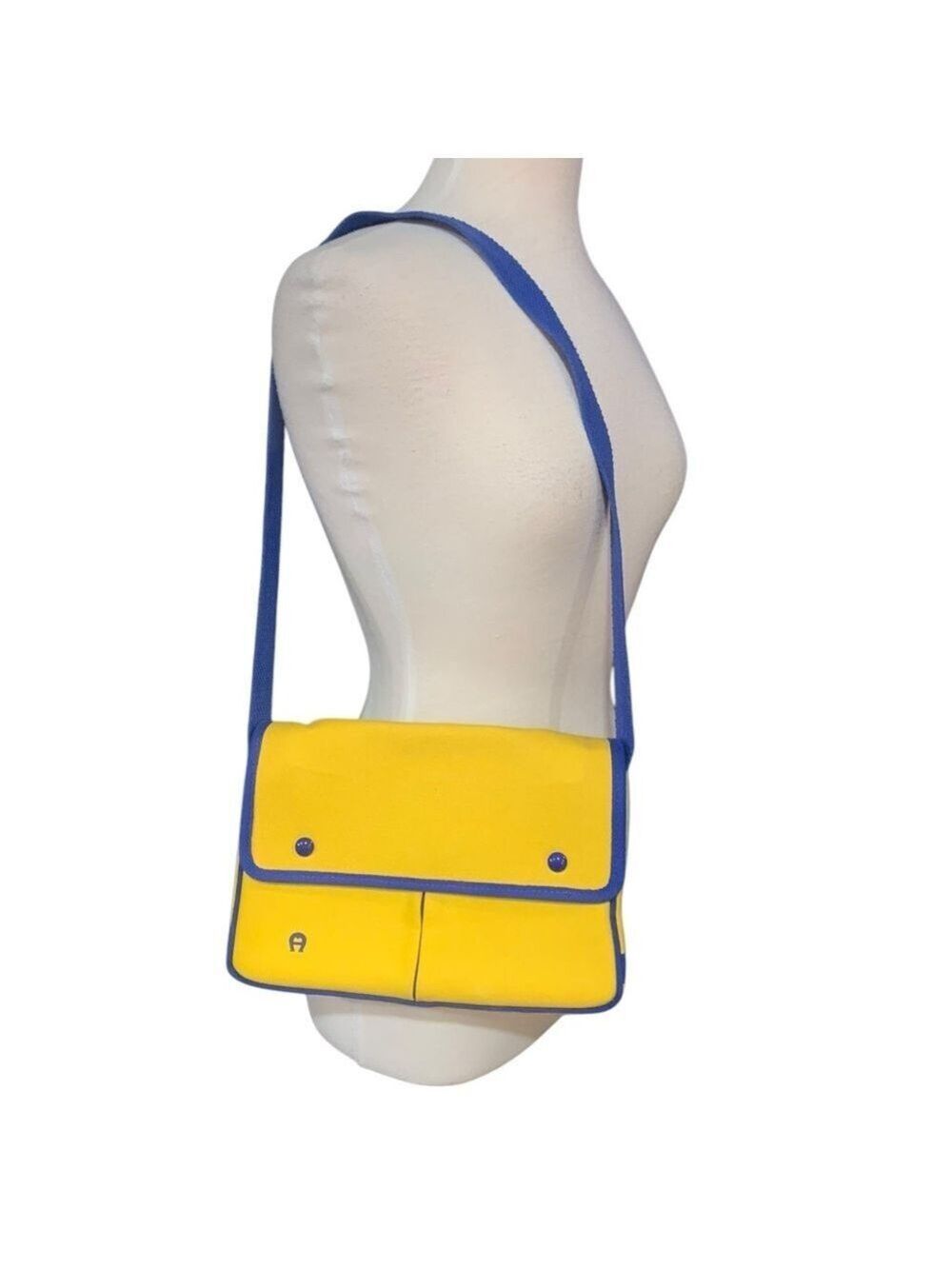 Vntg 80’s Etienne Aigner yellow and blue canvas shoulder bag- rare